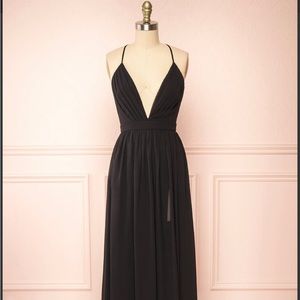 Deep V chiffon maxi dress